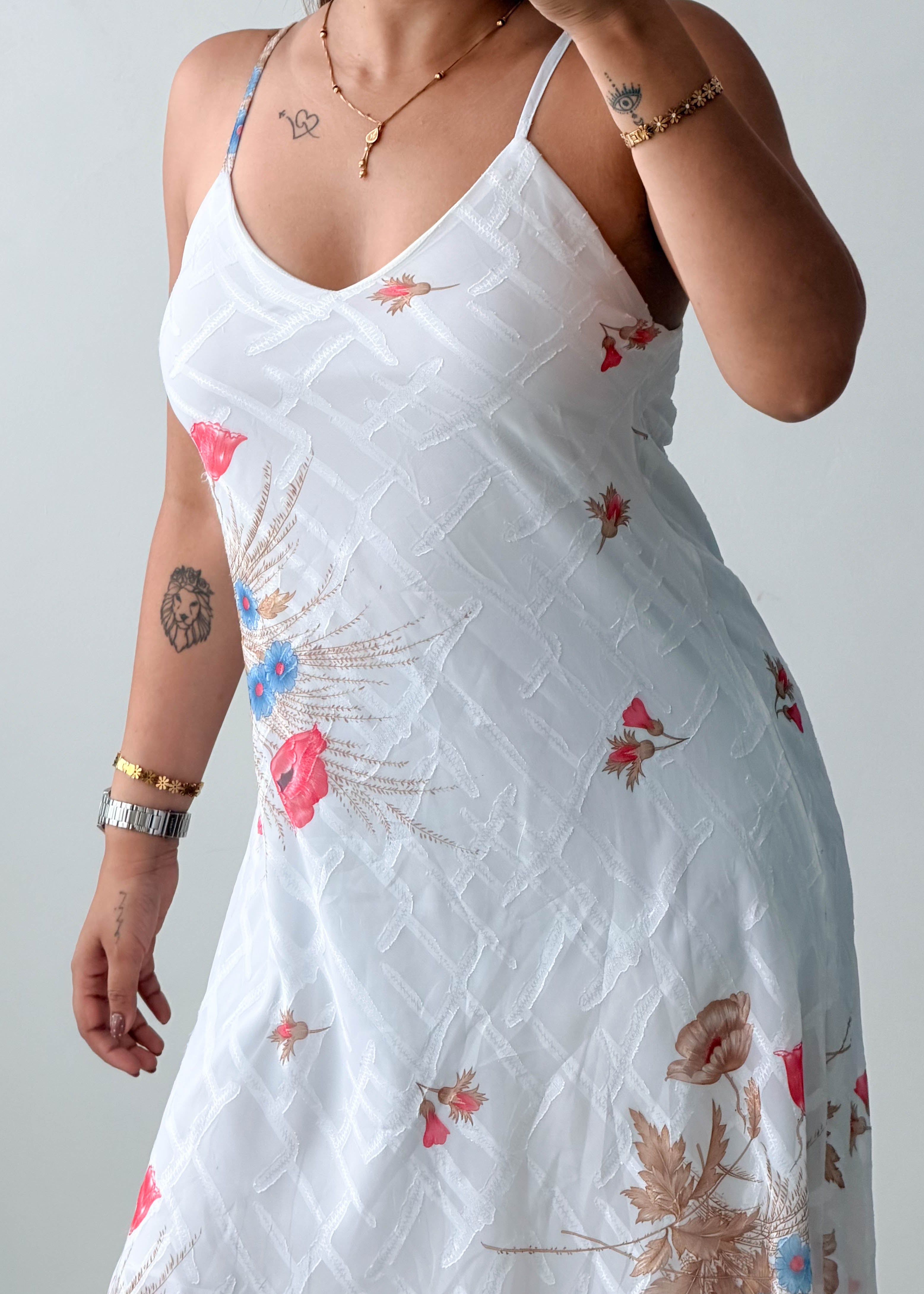 Size S-M White Floral Midi Dress