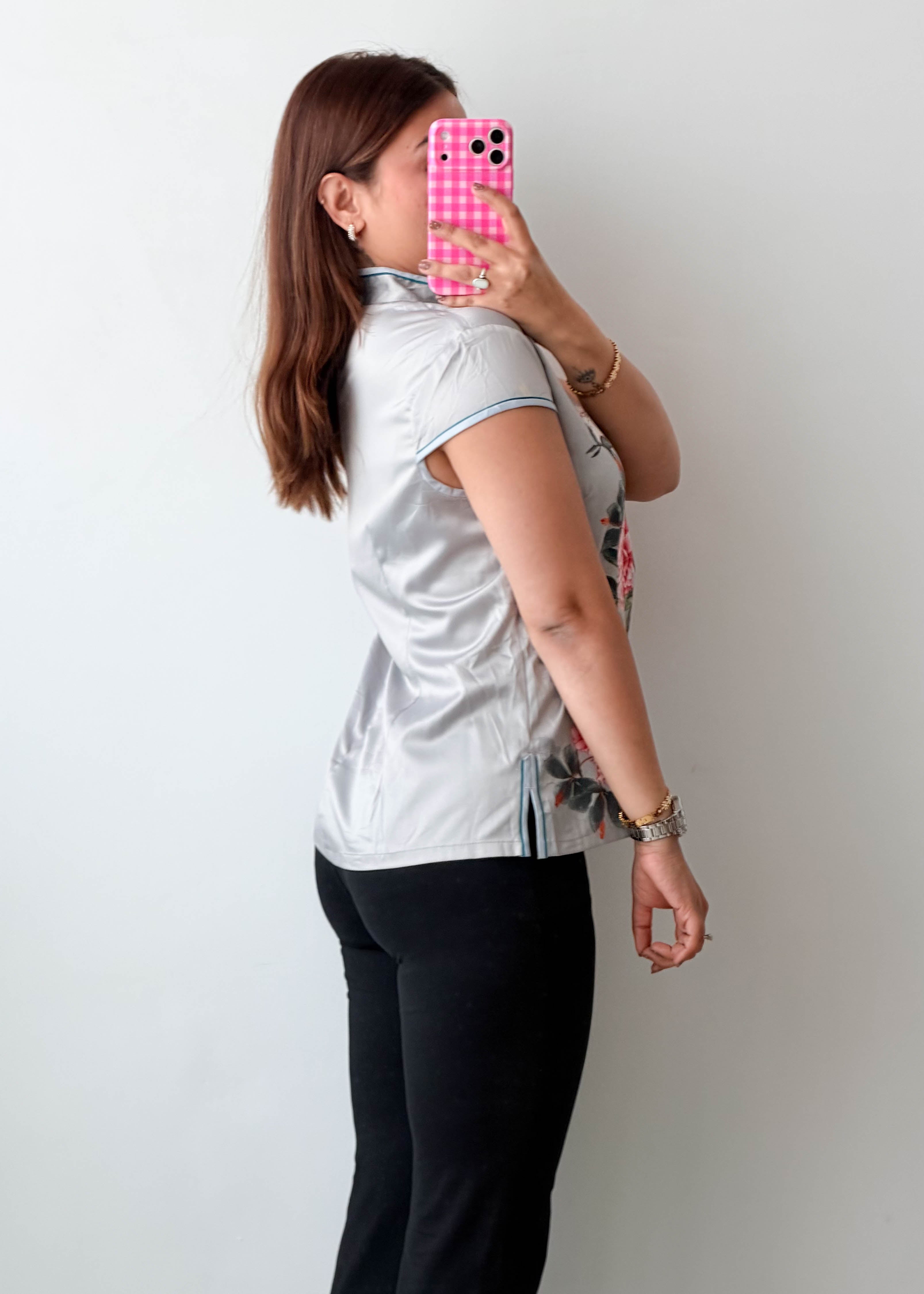 Size M Grey Floral Mandarin Collar Top