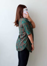 Size S-M Green Printed V-Neck Top
