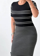 Size M-L Black Striped Ribbed Midi Dress