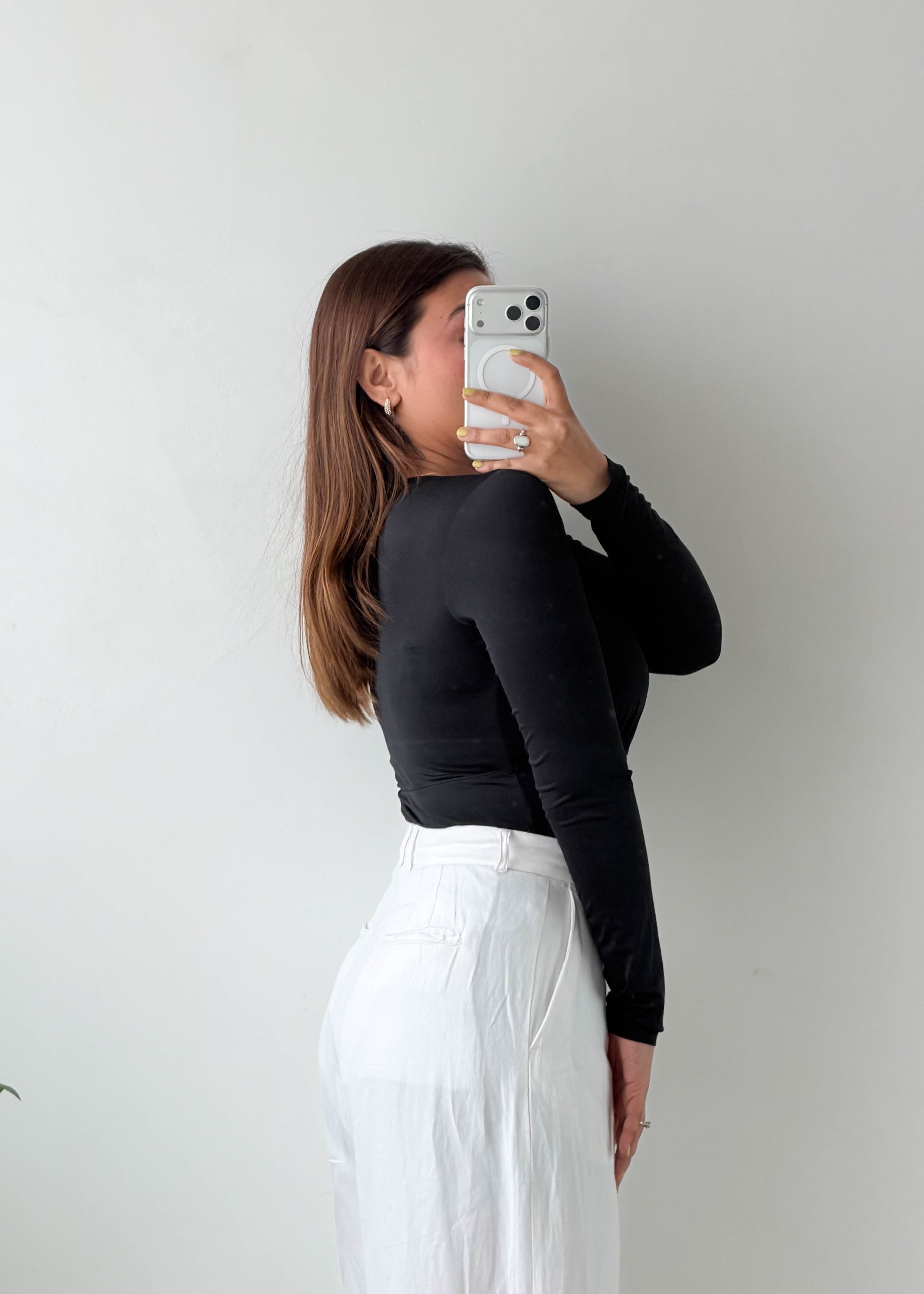 Size S-M Black Keyhole Long Sleeve Bodysuit