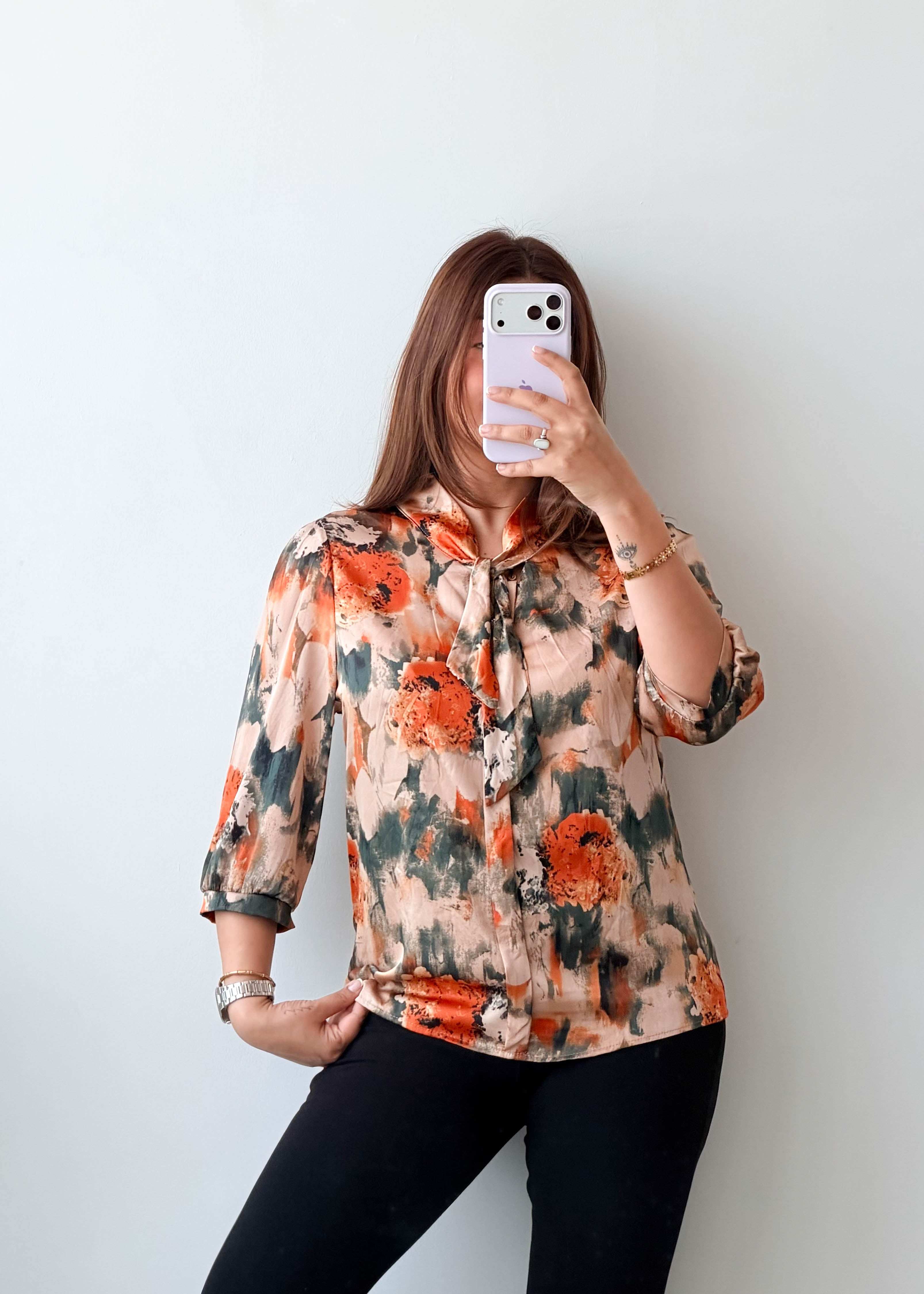Size XS-S Beige Orange Abstract Tie-Neck Top
