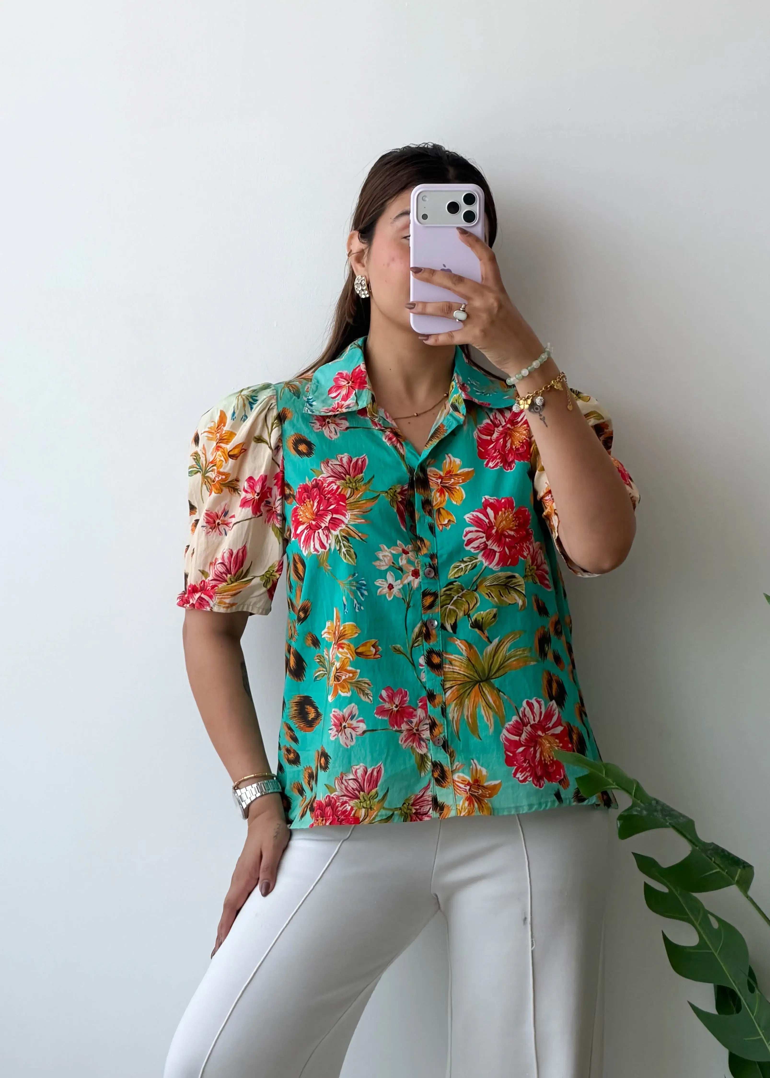Size M, Tropical Print Shirt Top