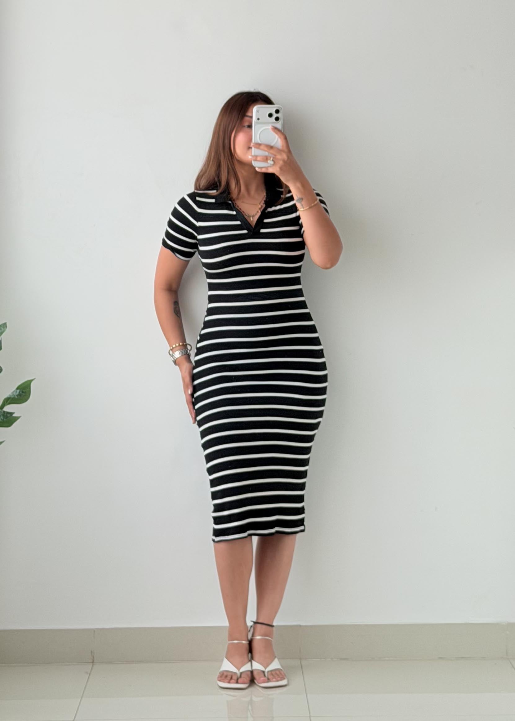 Size XS-S Black & White Striped Ribbed Knit Midi Dress