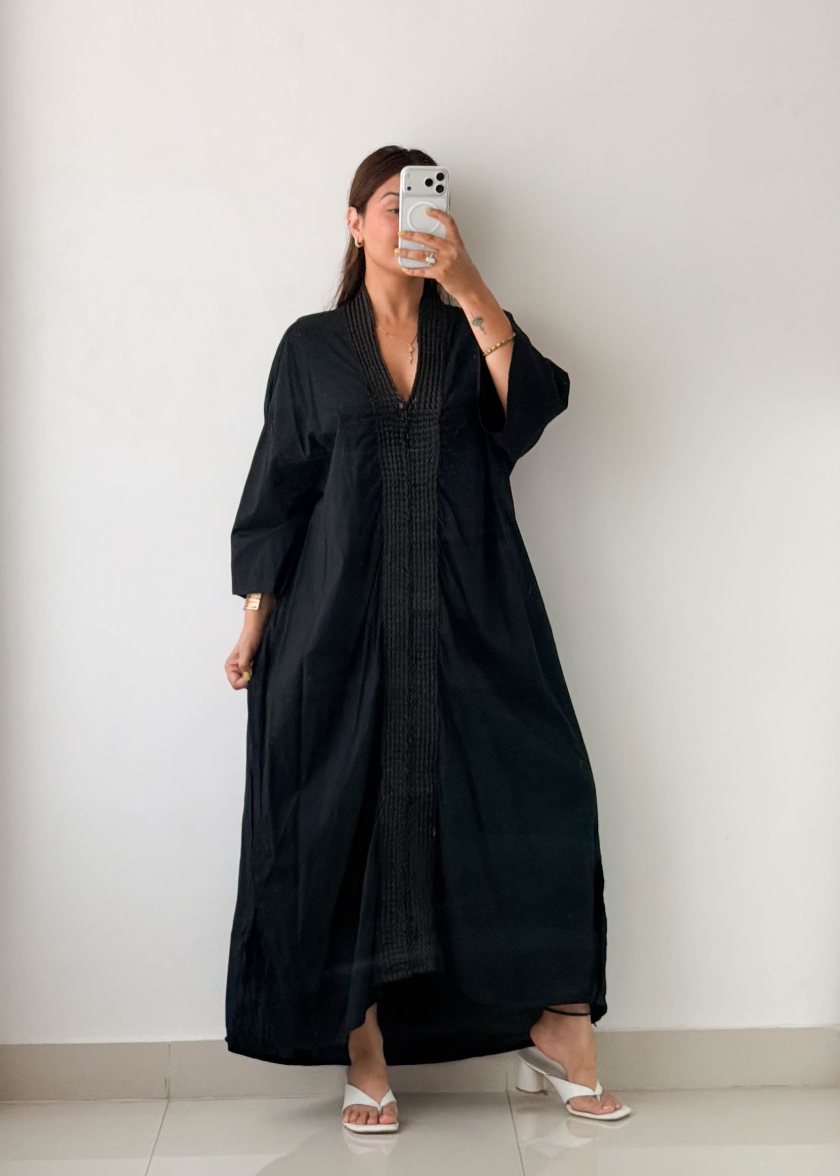 Size M-XL Black Embroidered Kaftan Dress