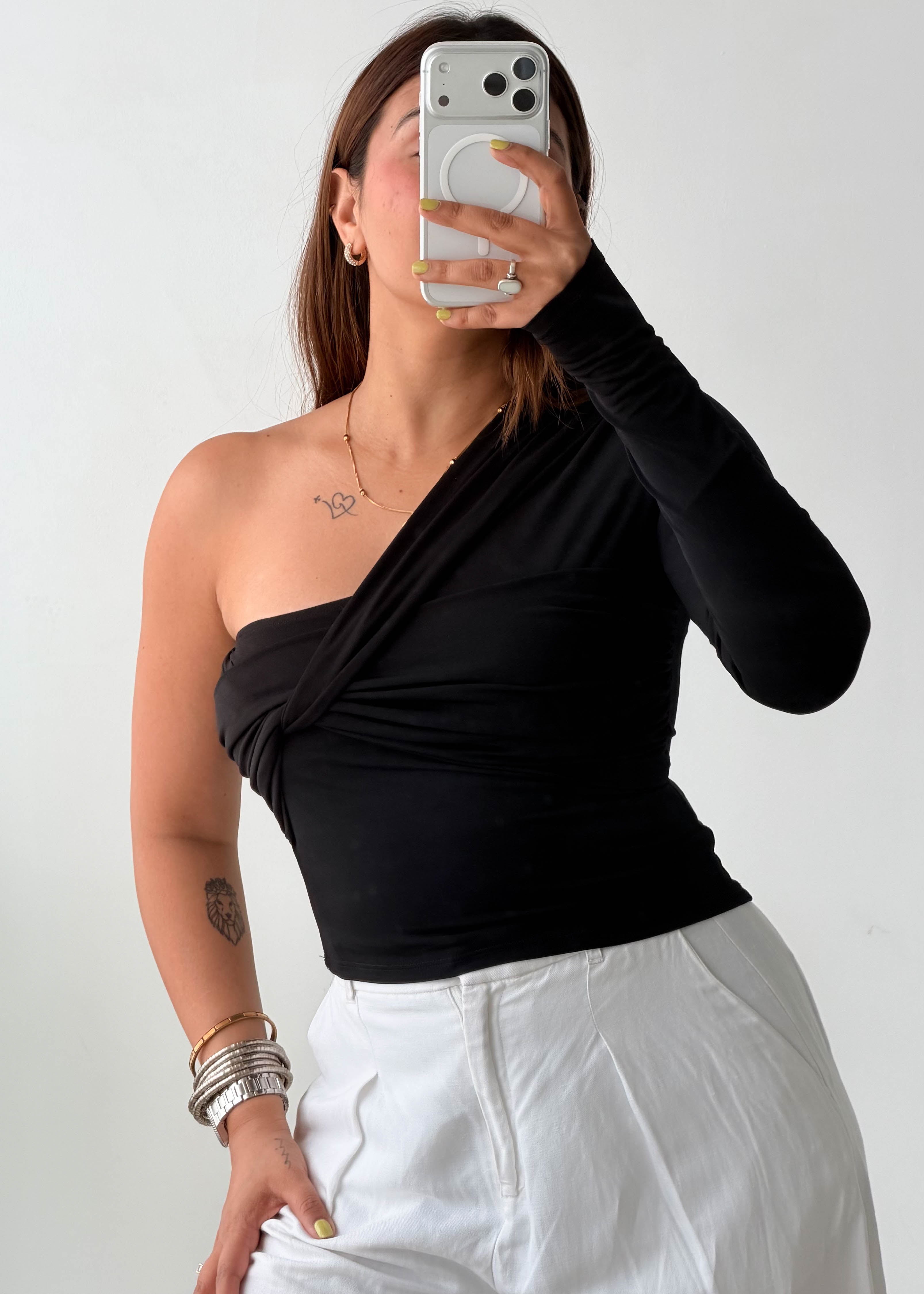 Size S-M Black One-Shoulder Twist Top