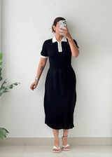 Size S-M Black Contrast Collar Knit Midi Dress
