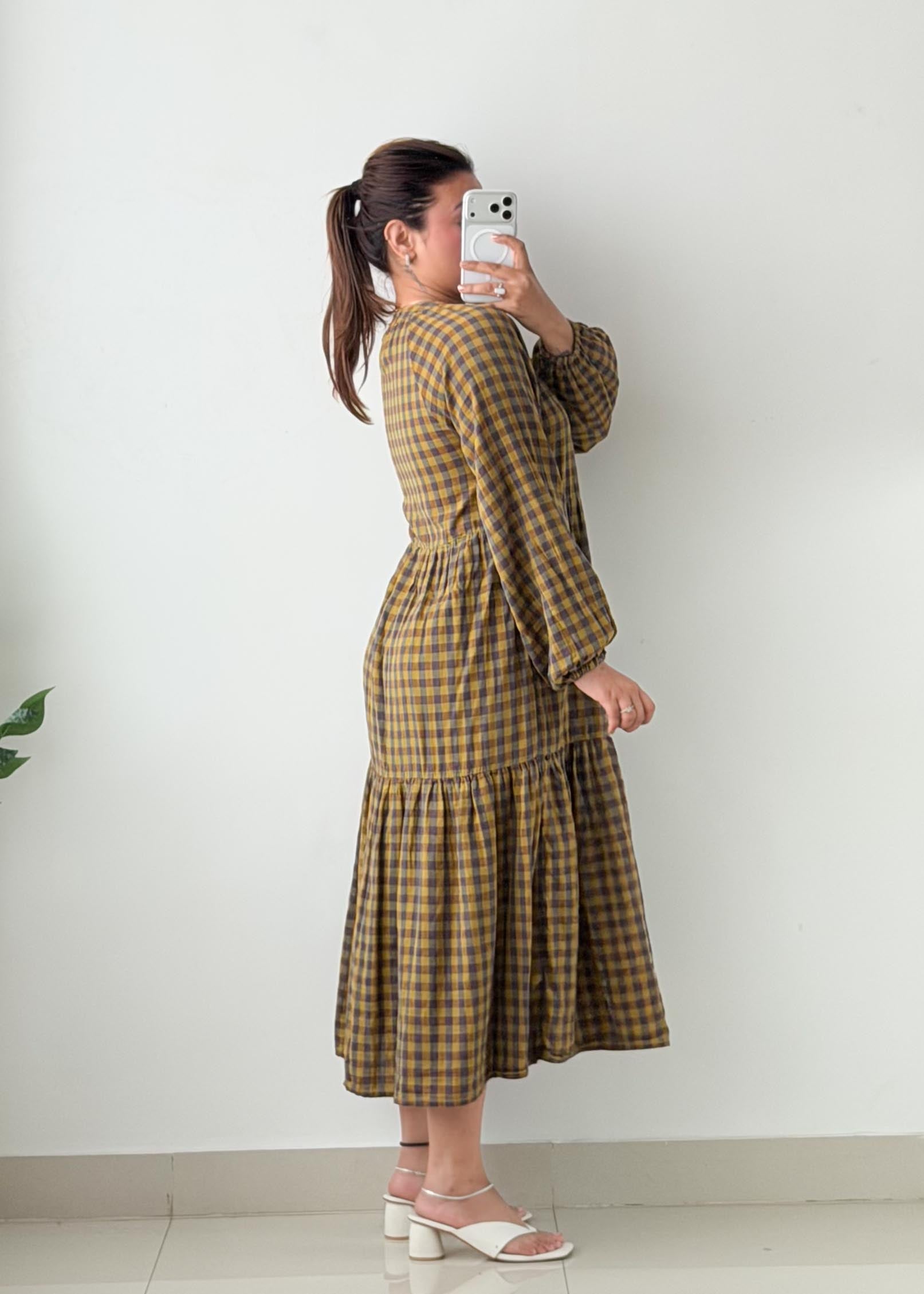 Size S-M Brown Check Tiered Midi Dress