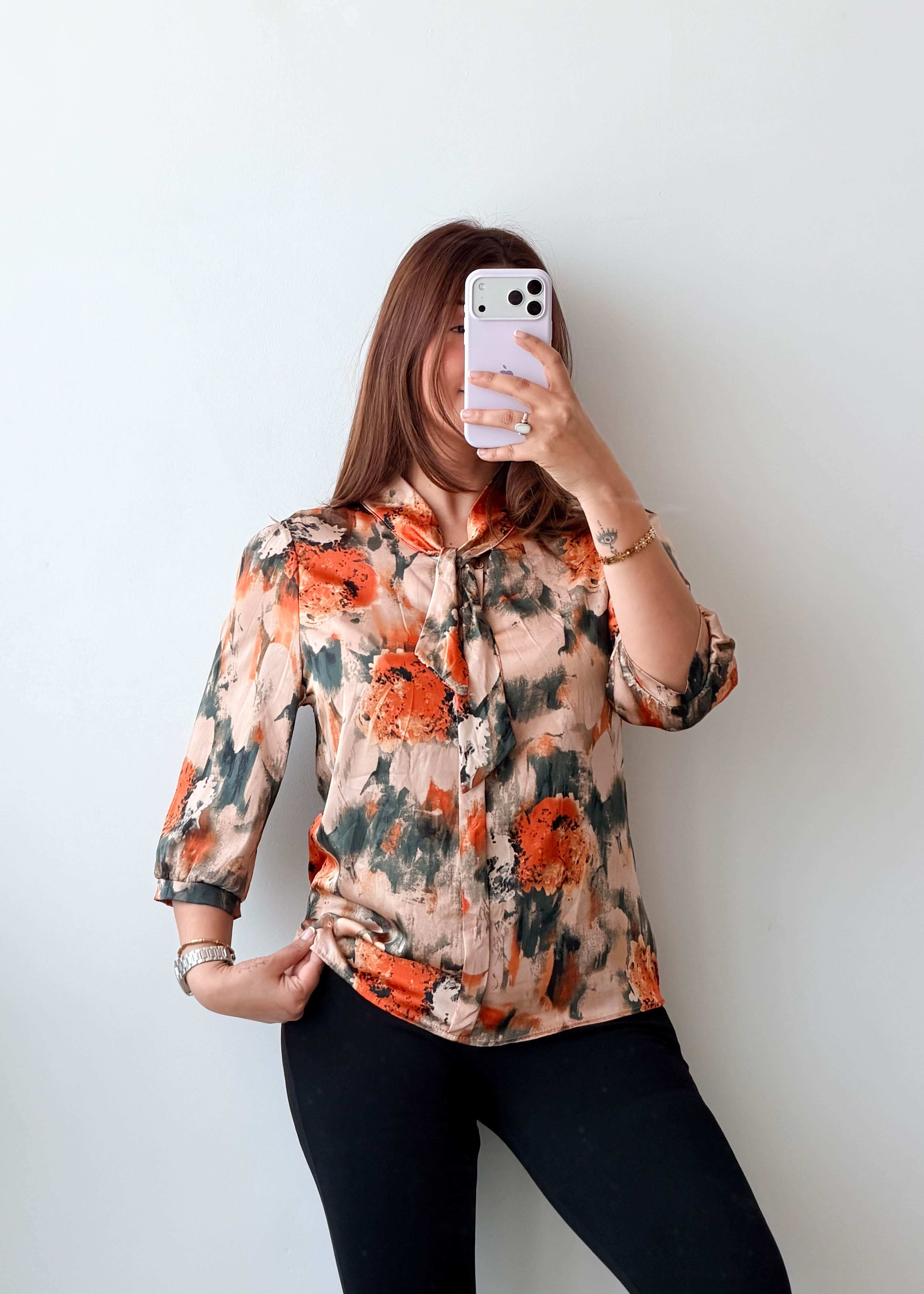 Size XS-S Beige Orange Abstract Tie-Neck Top