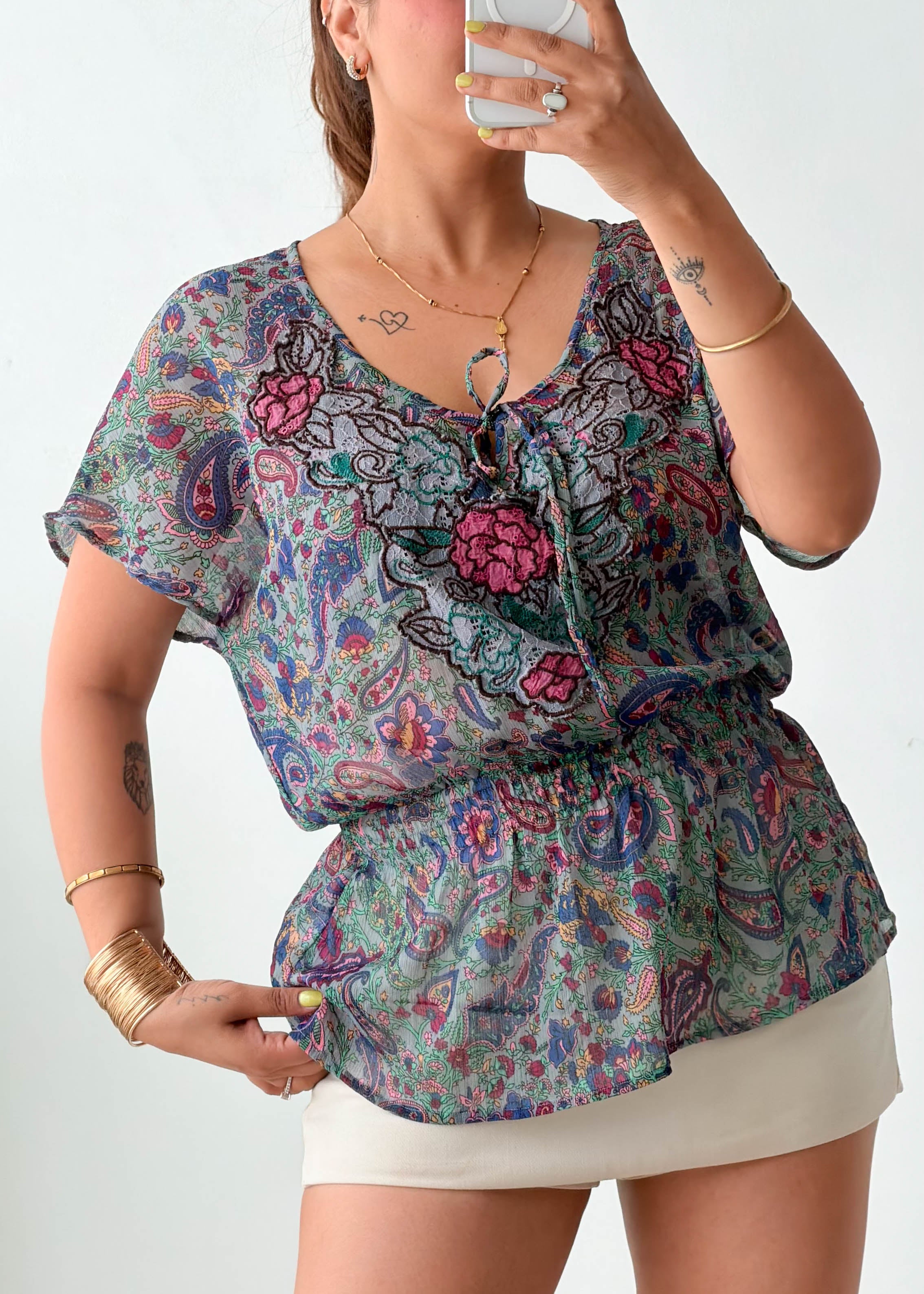 Size S-M Multicolor Paisley Peplum Top
