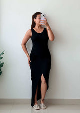 Size S-M Black Ribbed Slit Midi Dress