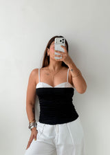 Size M-L Black & White Contrast Cami Top