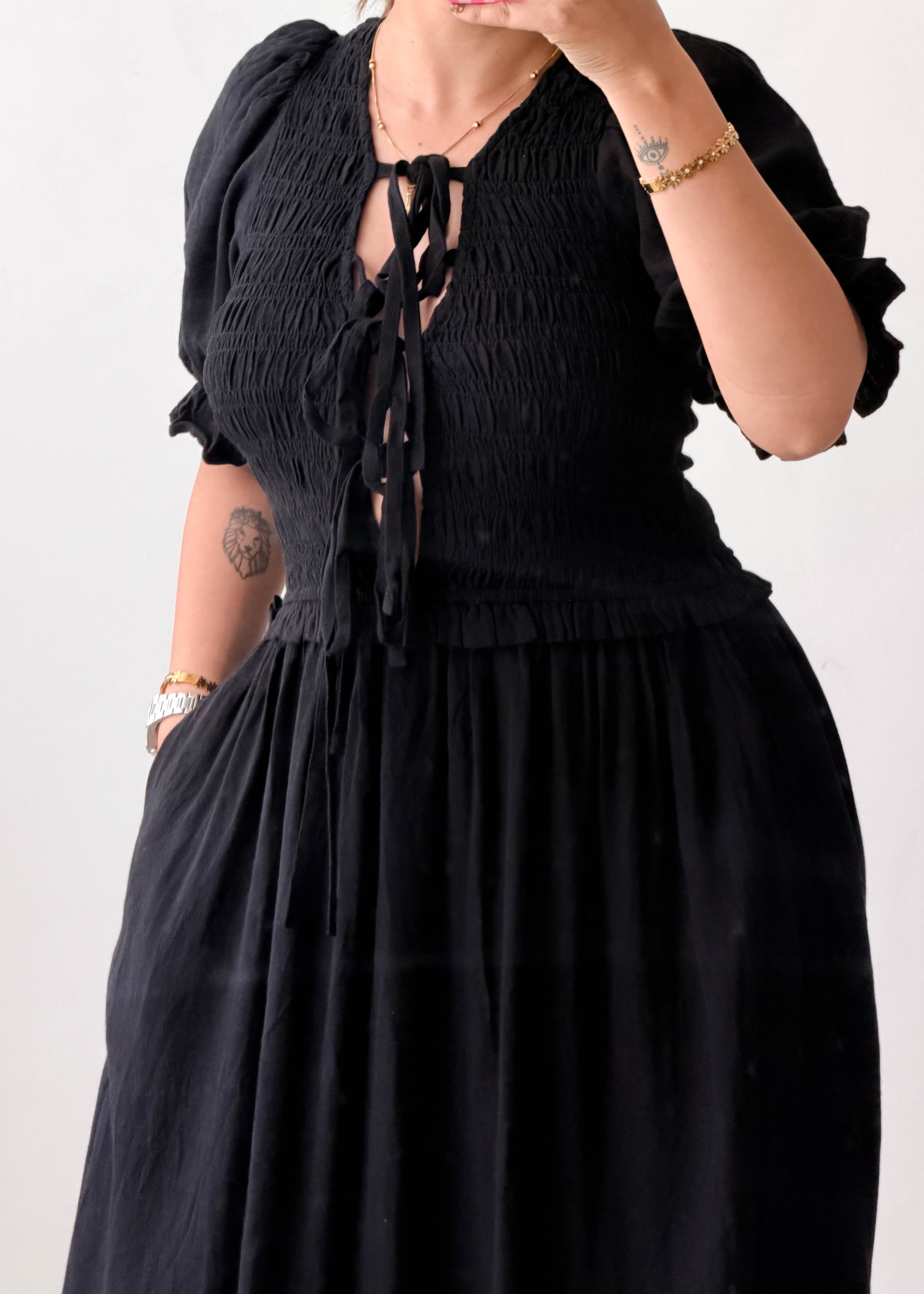 Size S-L Black Lace-Up Maxi Dress