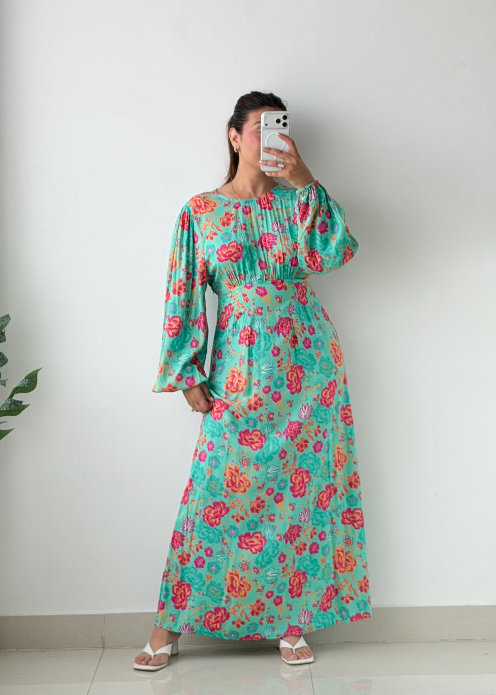 Size XS-S Aqua Floral Print Maxi Dress