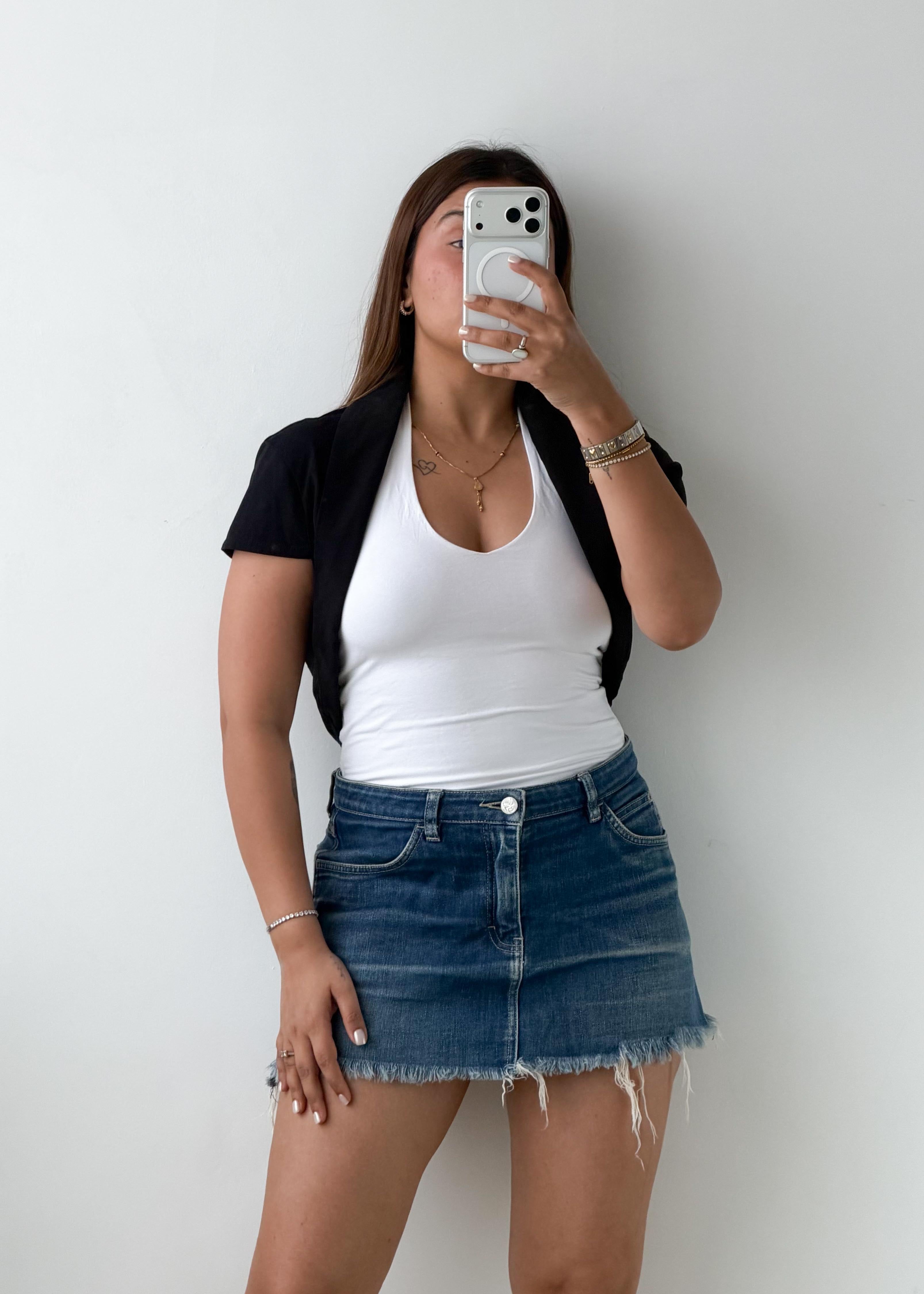 Size S-M Black shrug top