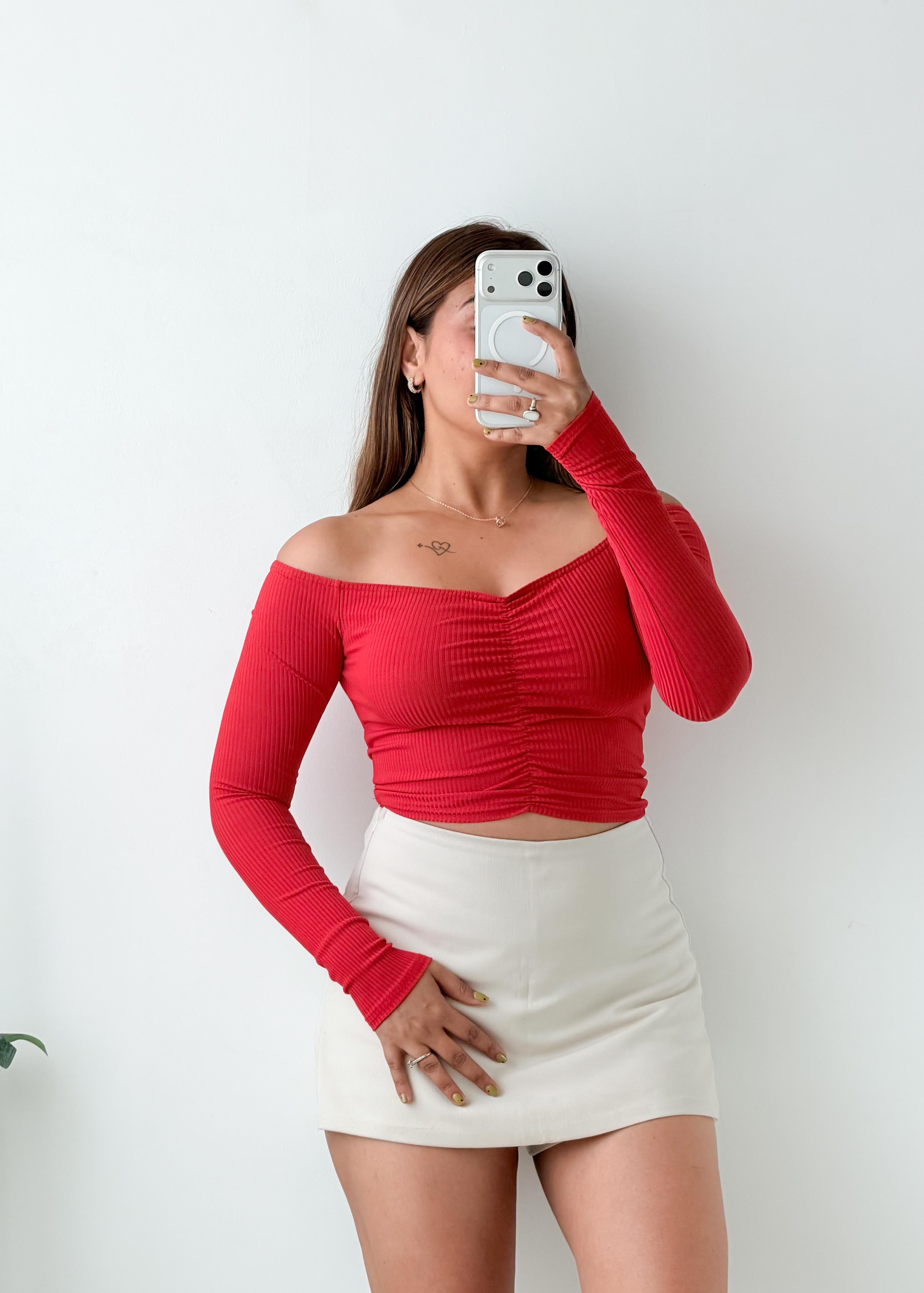 Size XS-S Red Off-Shoulder Ruched Top