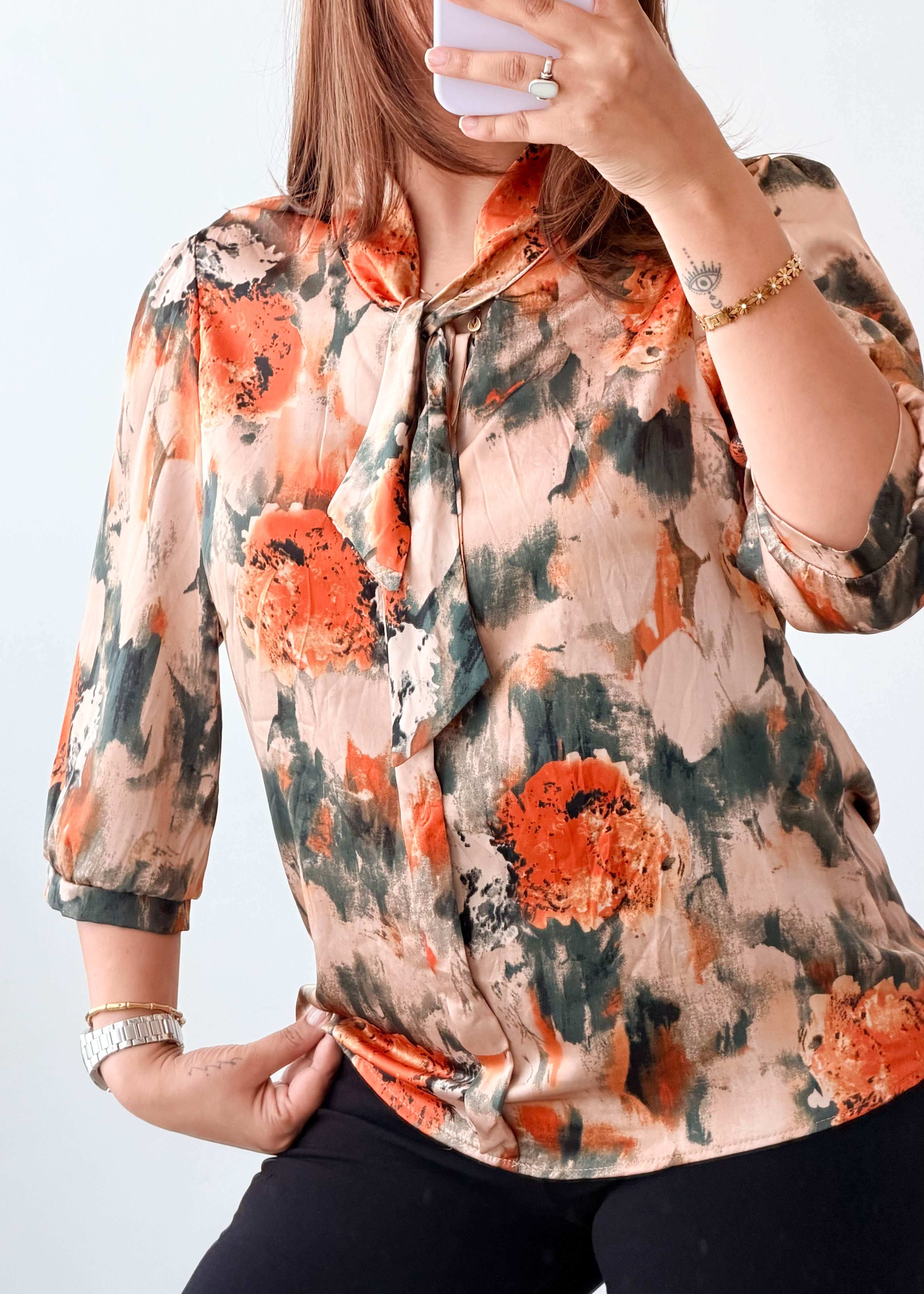 Size XS-S Beige Orange Abstract Tie-Neck Top