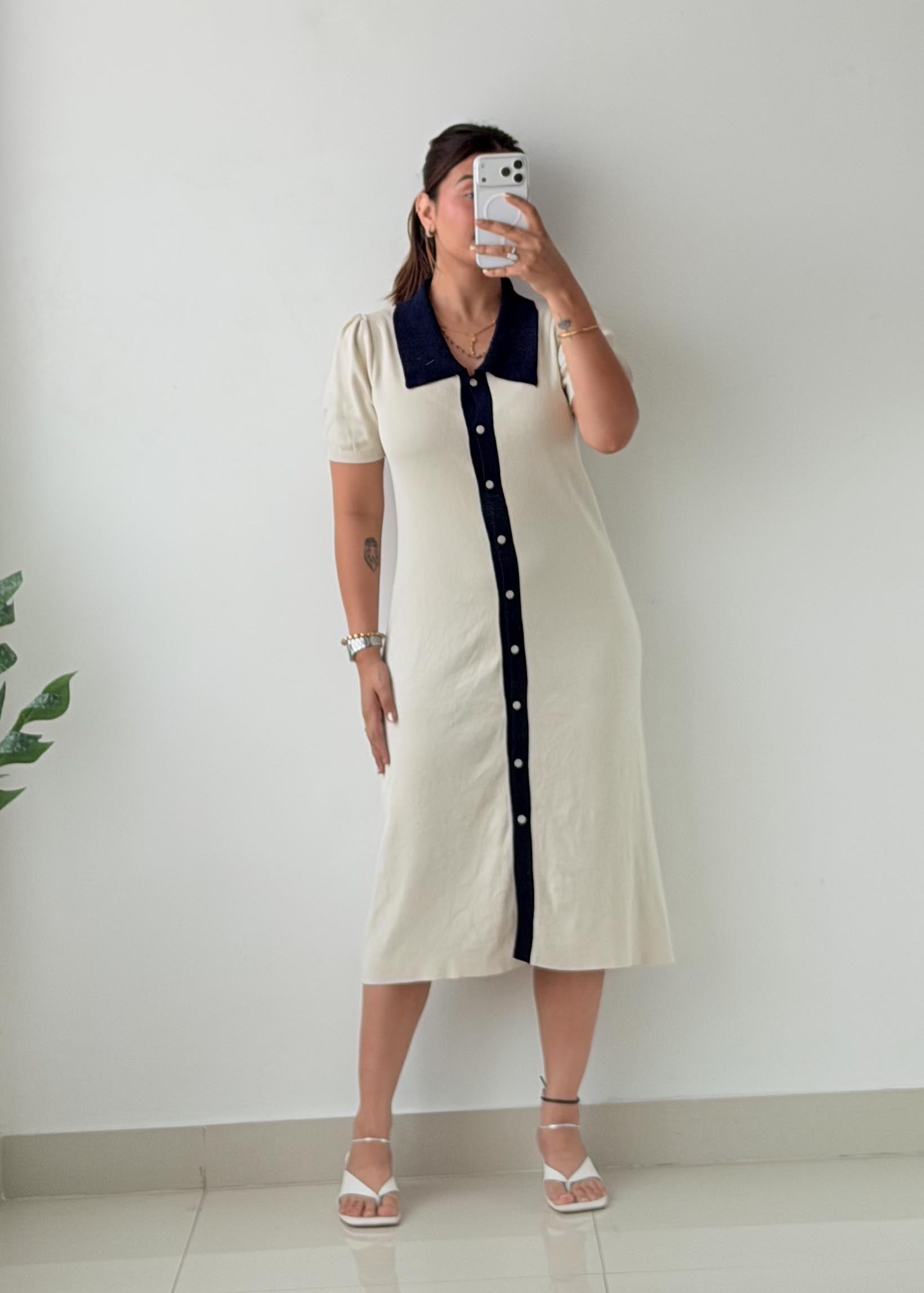 Size S-M & M-L Cream Contrast Collar Knit Midi Dress