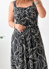 Size M Black Tropical Print Midi Dress