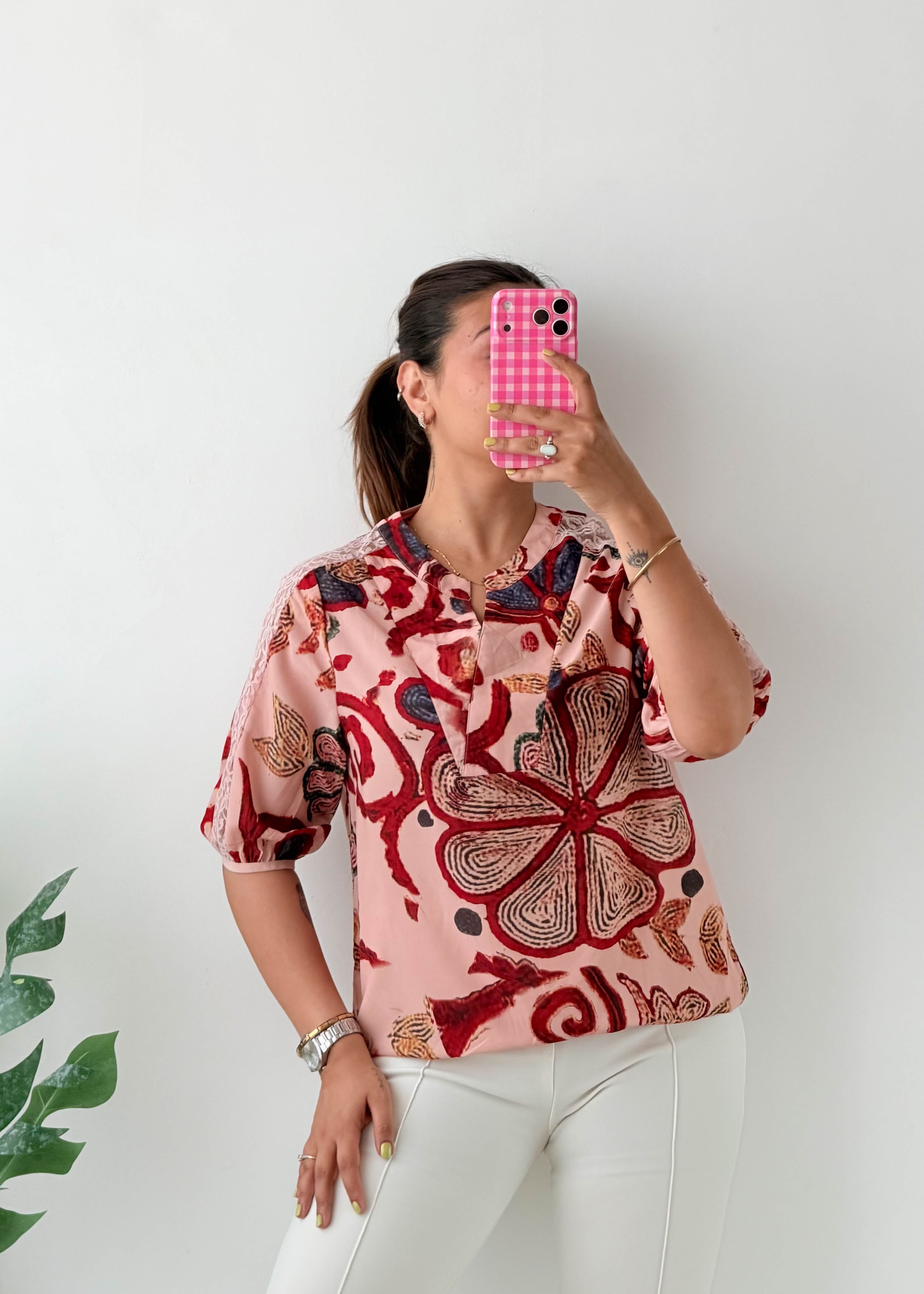 Size M-L Pink Abstract Print Blouse