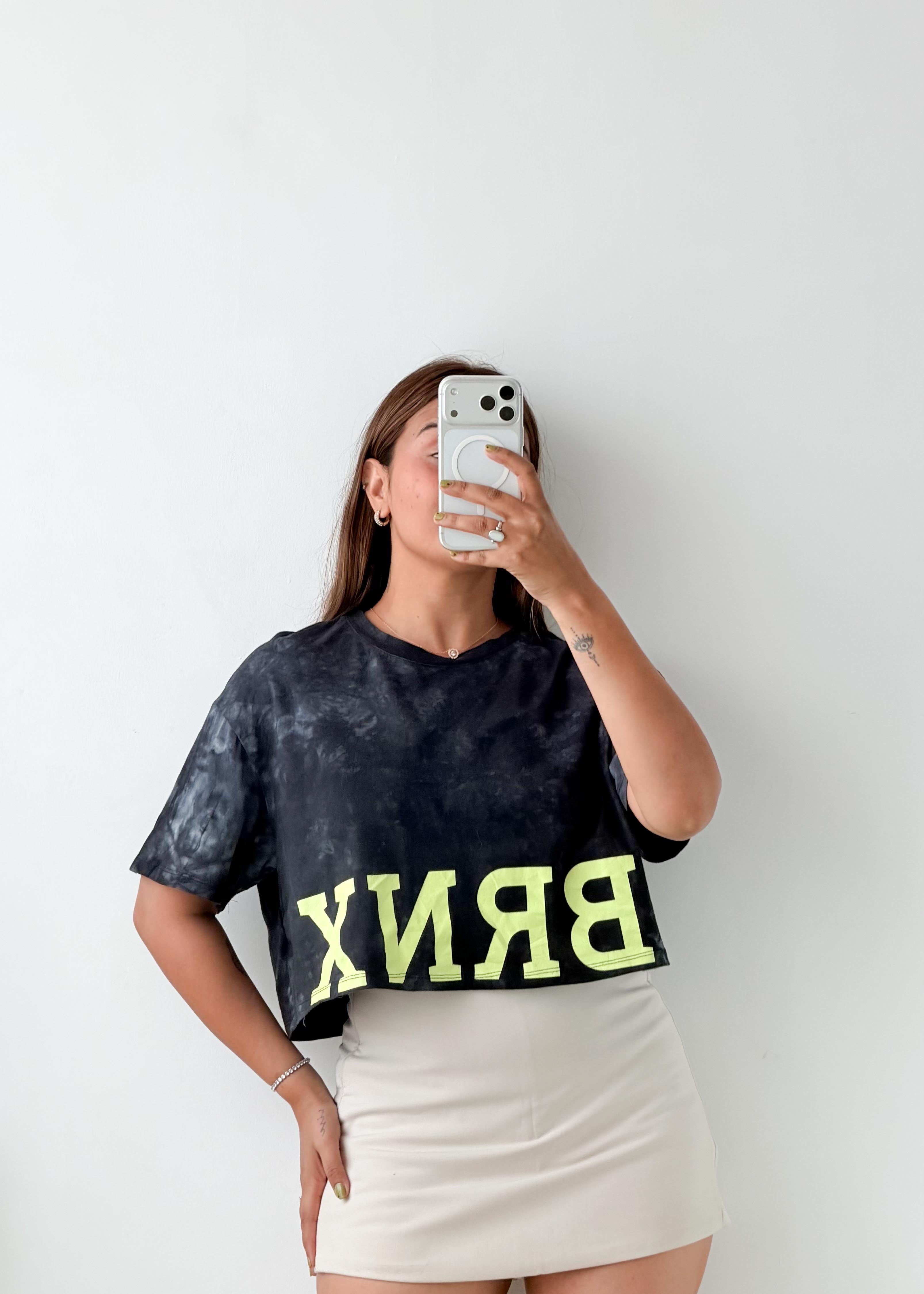 Size S-M Black Graphic Crop Top