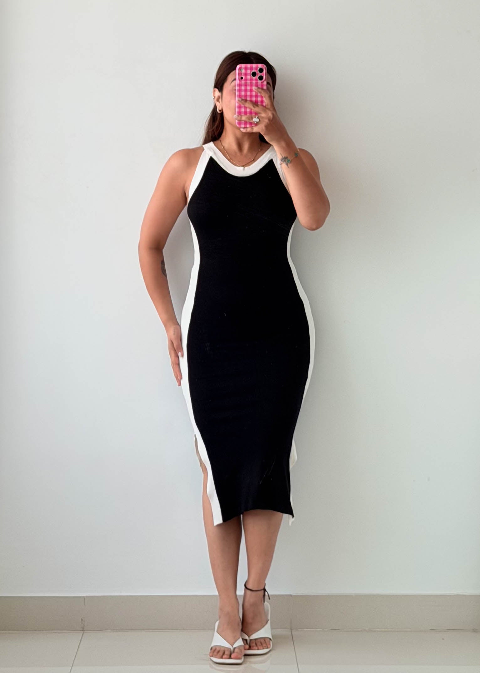 Size S-M Black Contrast Panel Midi Dress