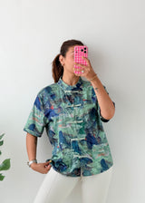 Size M-L Blue Oriental Frog Button Shirt